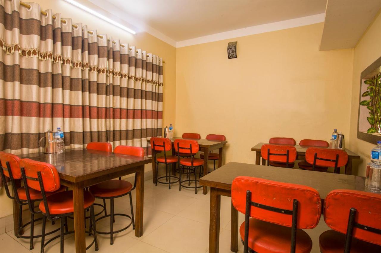 Oyo 145 Sirahali Khusbu Hotel &Lodge Katmandu Zewnętrze zdjęcie