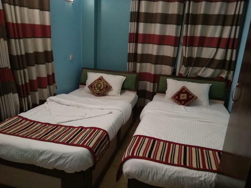 Oyo 145 Sirahali Khusbu Hotel &Lodge Katmandu Zewnętrze zdjęcie